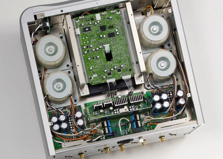 Esoteric K-01XD SE CD/SACD Player